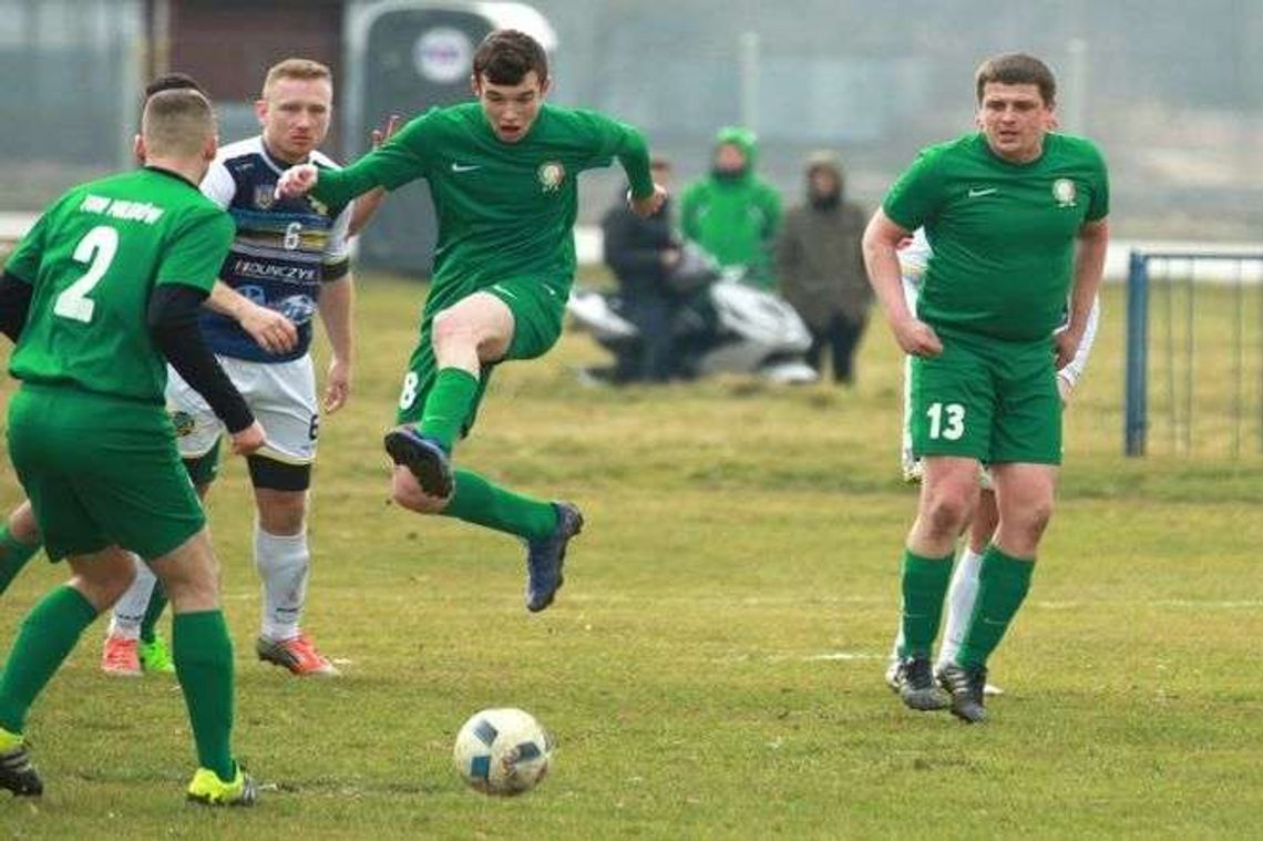 Piaskovia - Tur 1:2 Lokalne derby dla drużyny z Milejowa