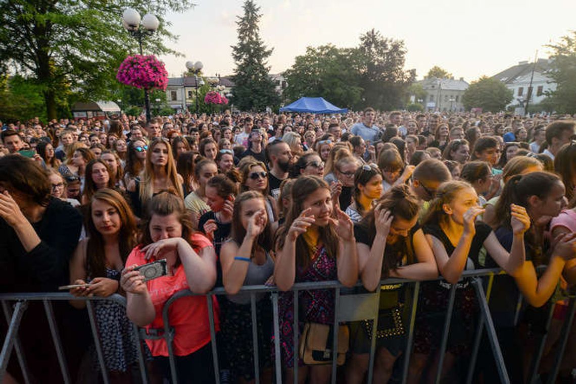 Piątkowe koncerty wracają na Plac Wolności. Kto zagra?