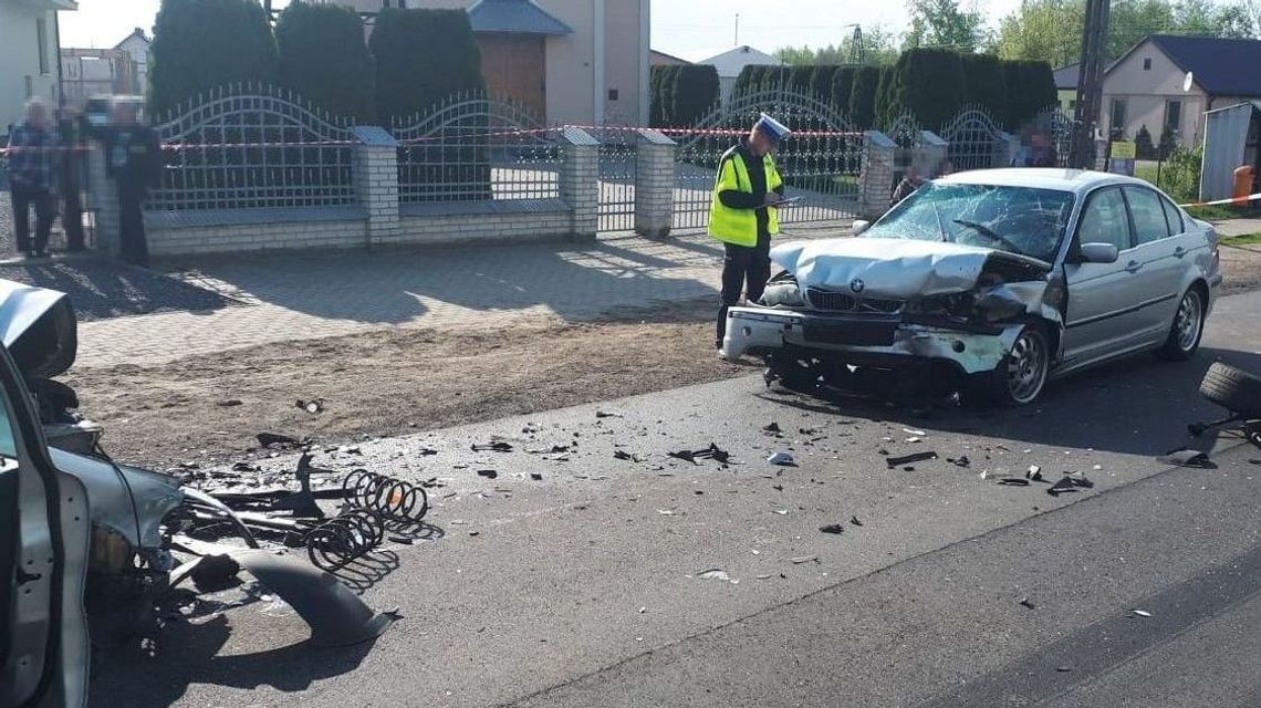 Pięć osób w szpitalu, cztery uszkodzone samochody. 28-latek źle ocenił odległość