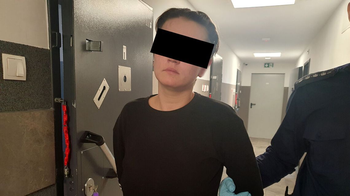 Pięcioro dzieci marzło, bo matka poszła pić Pięcioro dzieci marzło, bo matka poszła pić