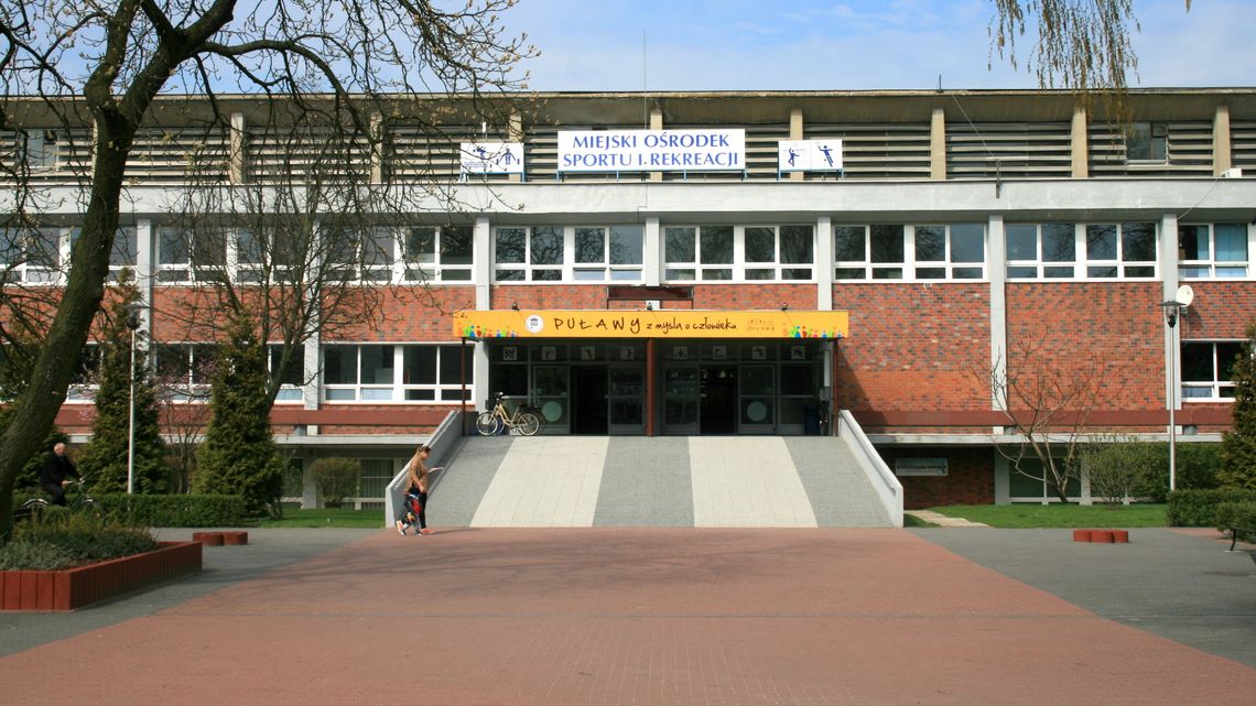 Pięciu chętnych na stanowisko dyrektora MOSiR Puławy. Lista kandydatów
