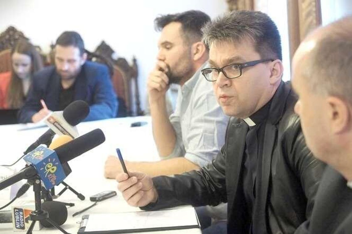 Pielgrzymi z całego świata na Arenie Lublin. Przyjadą przed spotkaniem z papieżem Pielgrzymi z całego świata na Arenie Lublin. Przyjadą przed spotkaniem z papieżem