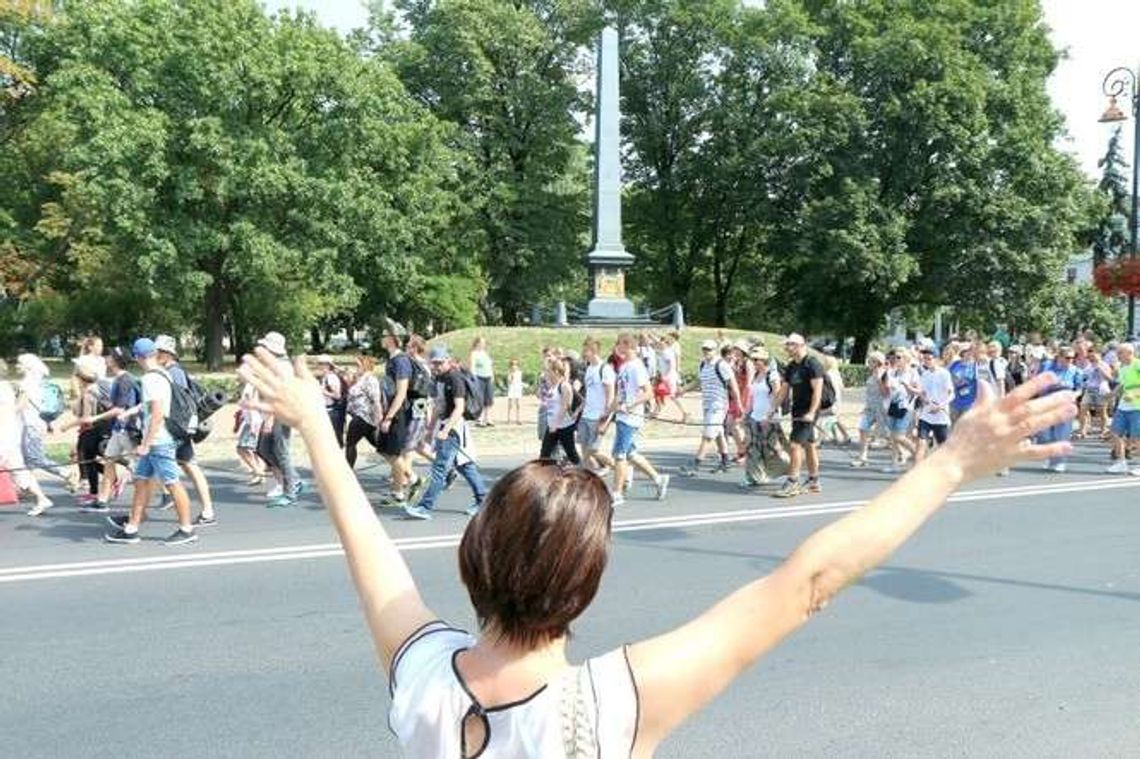 Pielgrzymka z Lublina do Częstochowy. Ruszyły zapisy Pielgrzymka z Lublina do Częstochowy. Ruszyły zapisy