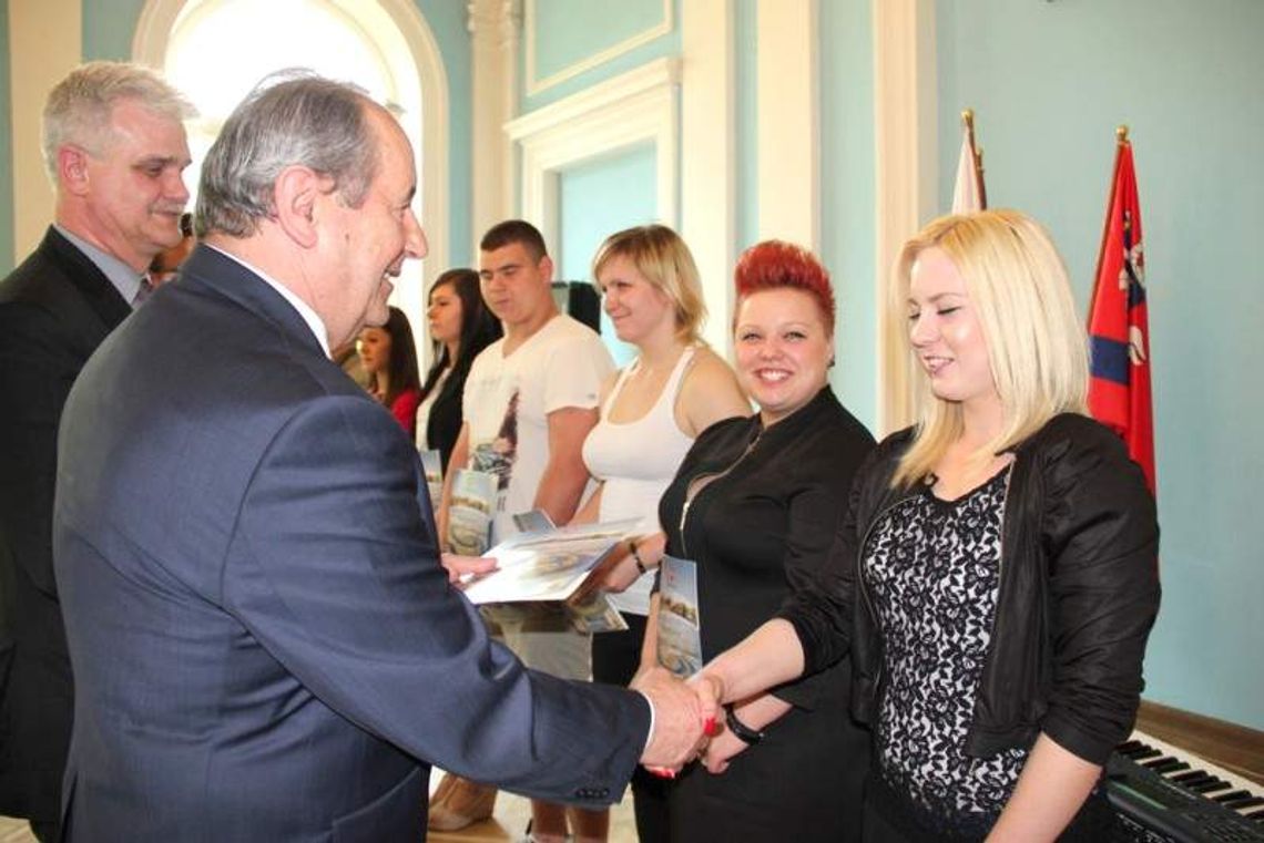 Pieniądze dla sportowców za dobre wyniki