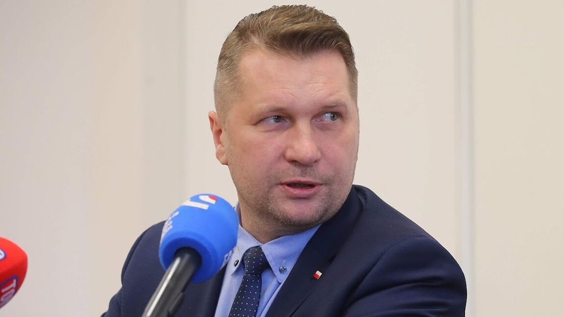 Pieniądze na „Inwestycje w oświacie” do katolickich szkół i przedszkoli. 2 miliony dla stowarzyszenia radnego PiS