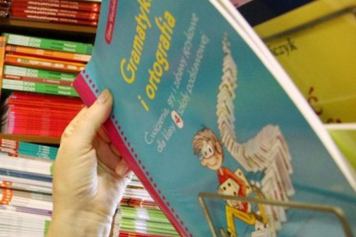 Pieniądze na wyprawkę szkolną. Został tydzień Pieniądze na wyprawkę szkolną. Został tydzień