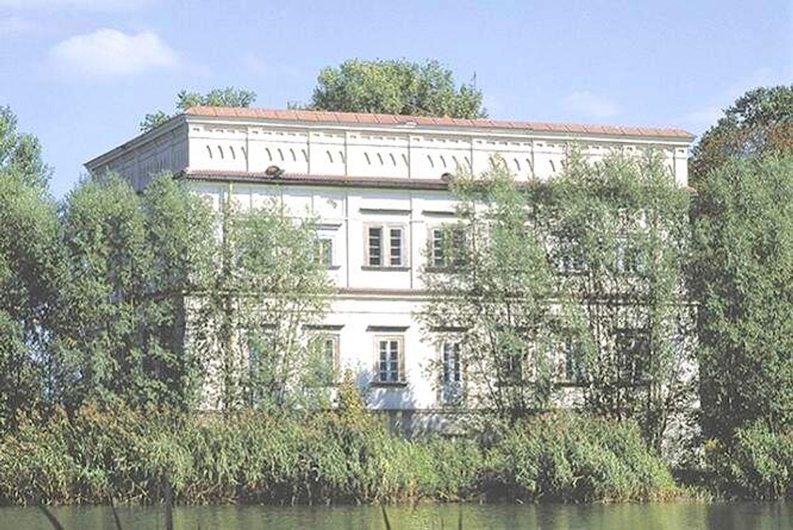 Pieniędzy za pałac jak nie było, tak nie ma. 400 tys. zł do zwrotu