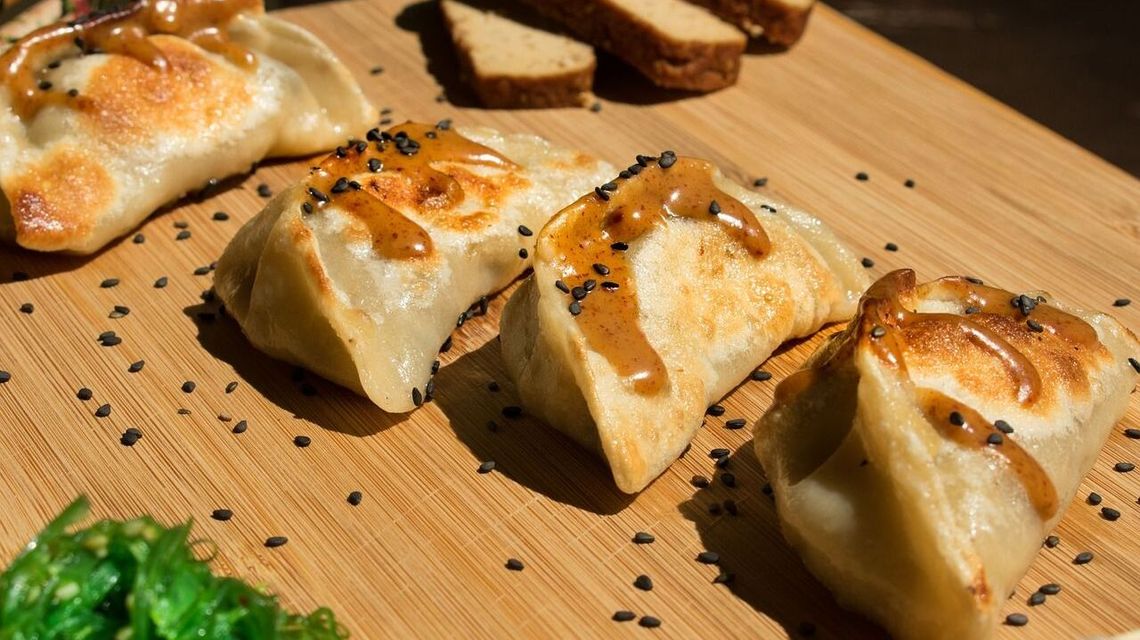 Pierogi, falbanki i brzuszki. Takich ruskich jeszcze nie jedliście Pierogi, falbanki i brzuszki. Takich ruskich jeszcze nie jedliście