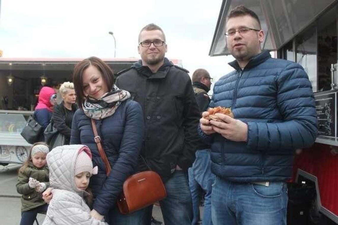 Pierożki, burrito, a może podpłomyk? Foodtrucki przy Felicity Pierożki, burrito, a może podpłomyk? Foodtrucki przy Felicity