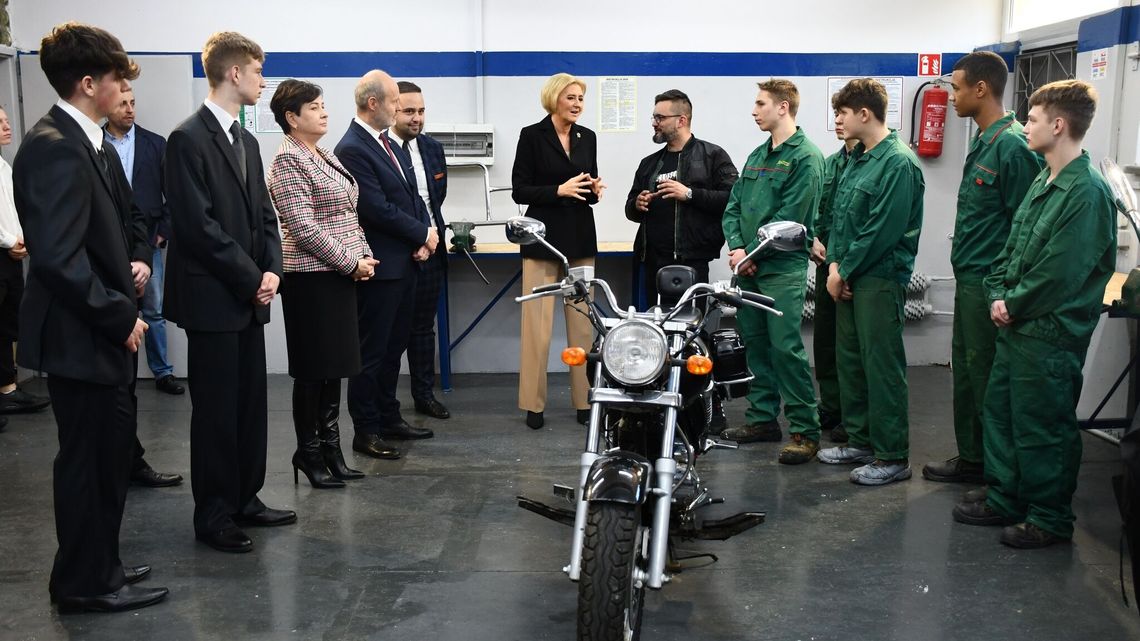 Pierwsza dama w Puławach. Otworzyła motocyklową pracownię