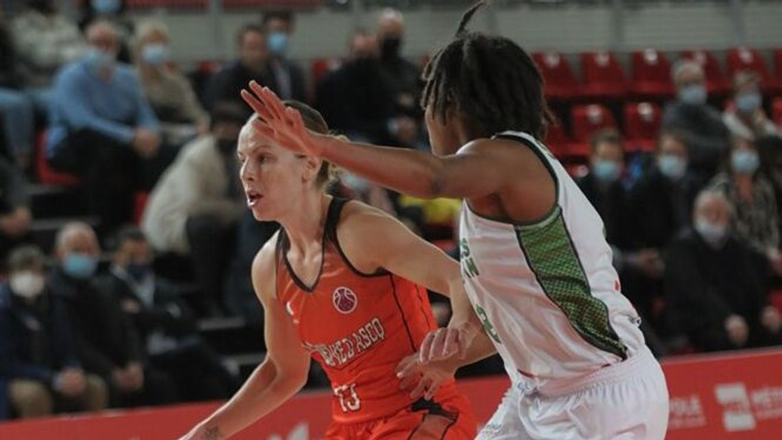 Pierwsza potyczka przegrana. Pszczółka Polski Cukier słabsza od Villeneuve w EuroCup