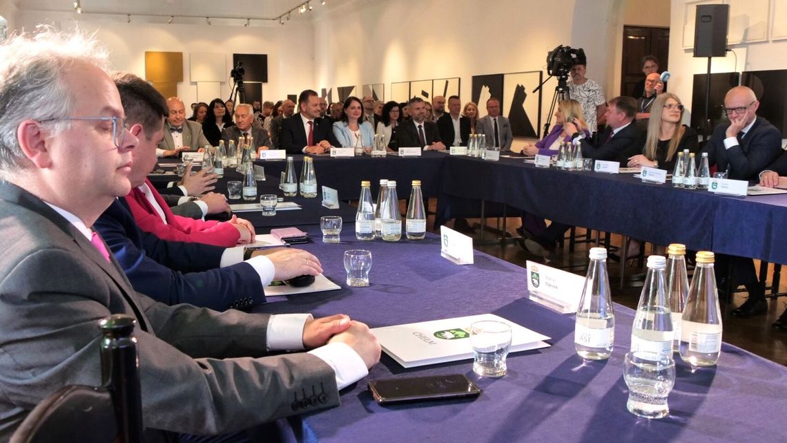 Pierwsza sesja Rady Miasta w Chełmie. Na wybór przewodniczącego musimy jeszcze poczekać