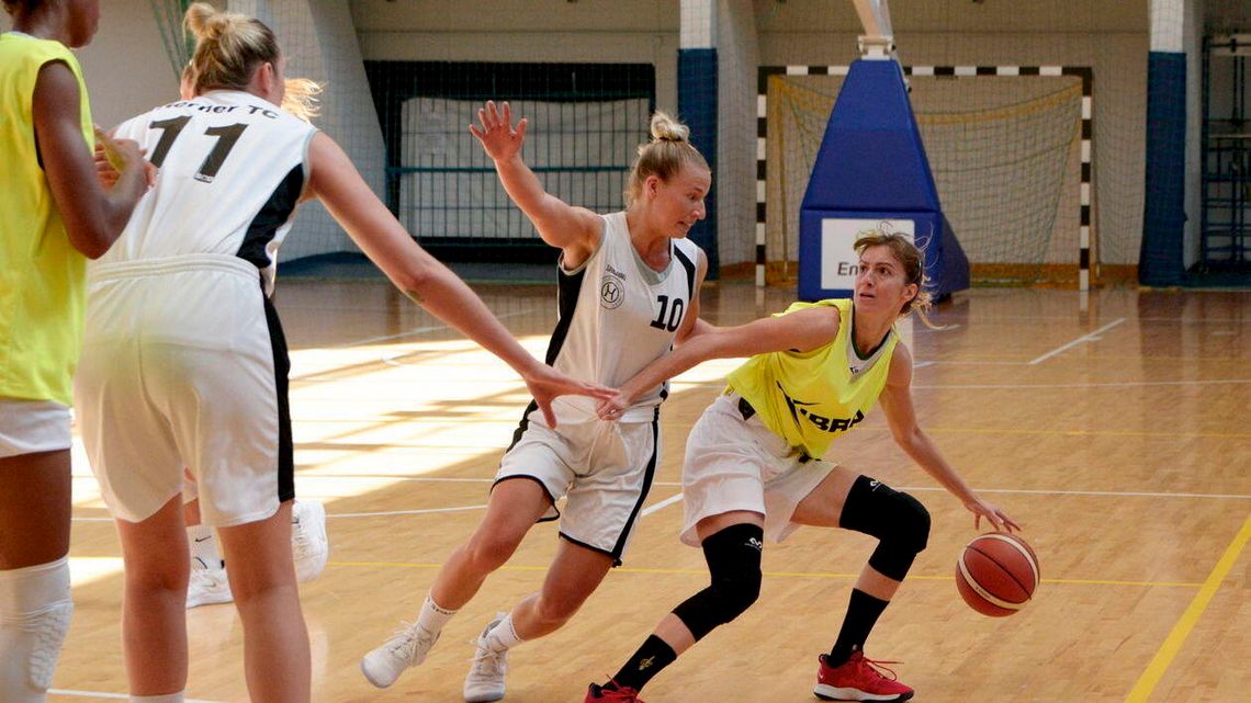 Pierwsze mecze sparingowe lubelskich "Pszczółek" i pierwsze wnioski [zdjęcia]