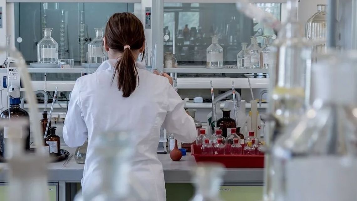 Pierwsze próbki od osób z podejrzeniem zakażenia koronawirusem trafiły do lubelskiego laboratorium