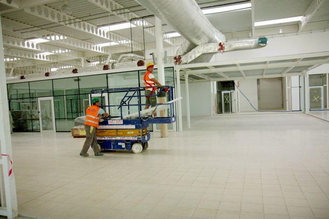 Pierwsze sklepy bezcłowe na lotnisku Lublin