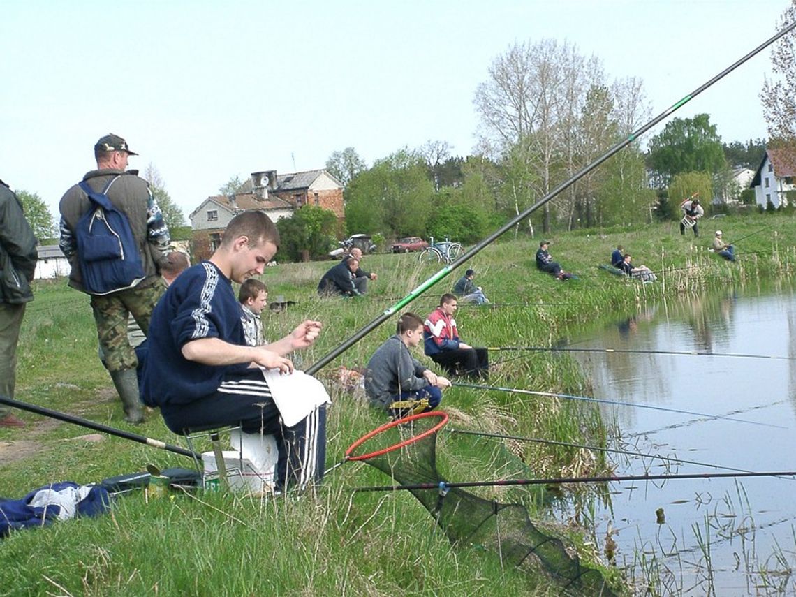 Pierwsze spławiki rzucone na wodę