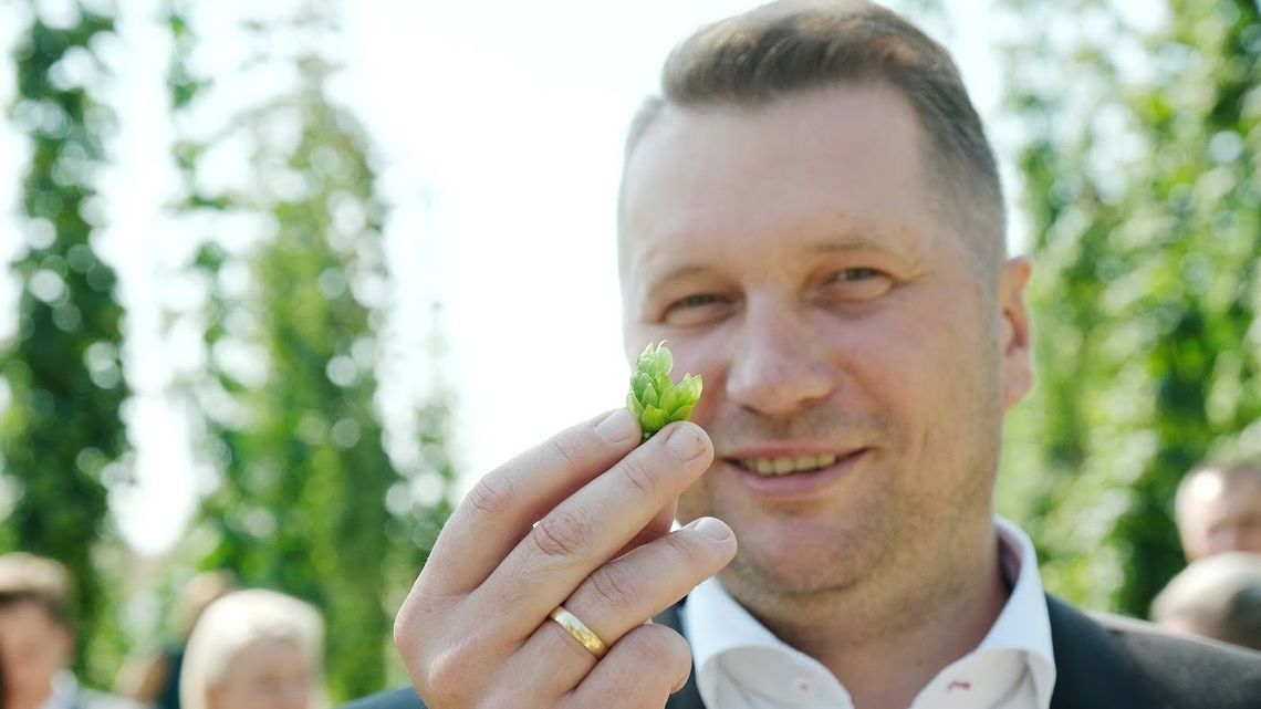 Pierwszy miesiąc ministra Przemysława Czarnka. Na razie pada dużo słów