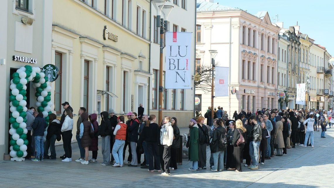 Pierwszy na Lubelszczyźnie Starbucks otwarty Pierwszy na Lubelszczyźnie Starbucks otwarty