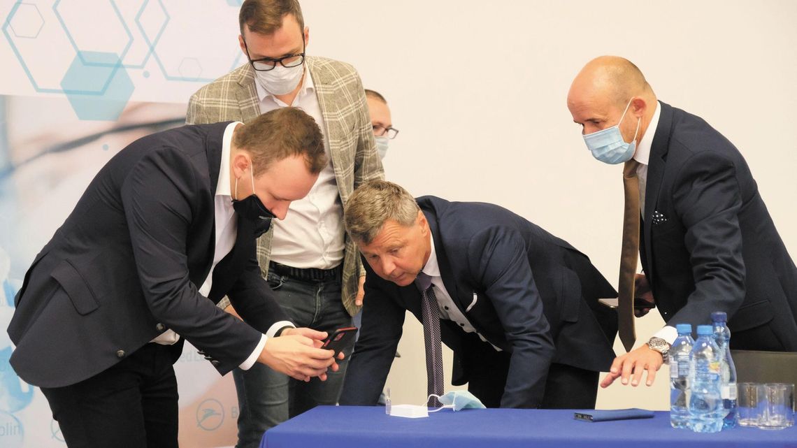 Pierwszy na świecie lek na Covid-19 gotowy. Kurs spółki Biomed-Lublin poszybował w górę