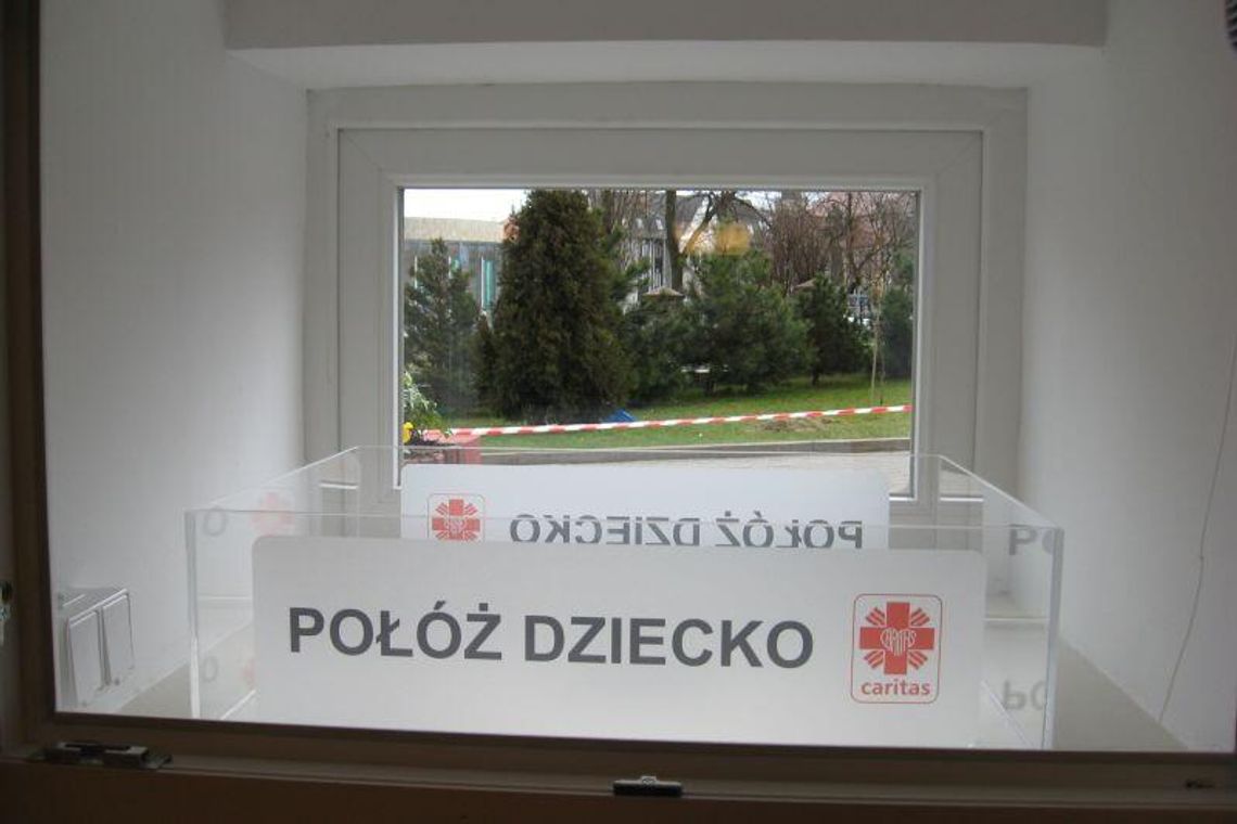 Pierwszy noworodek w Oknie Życia w Zamościu (wideo)