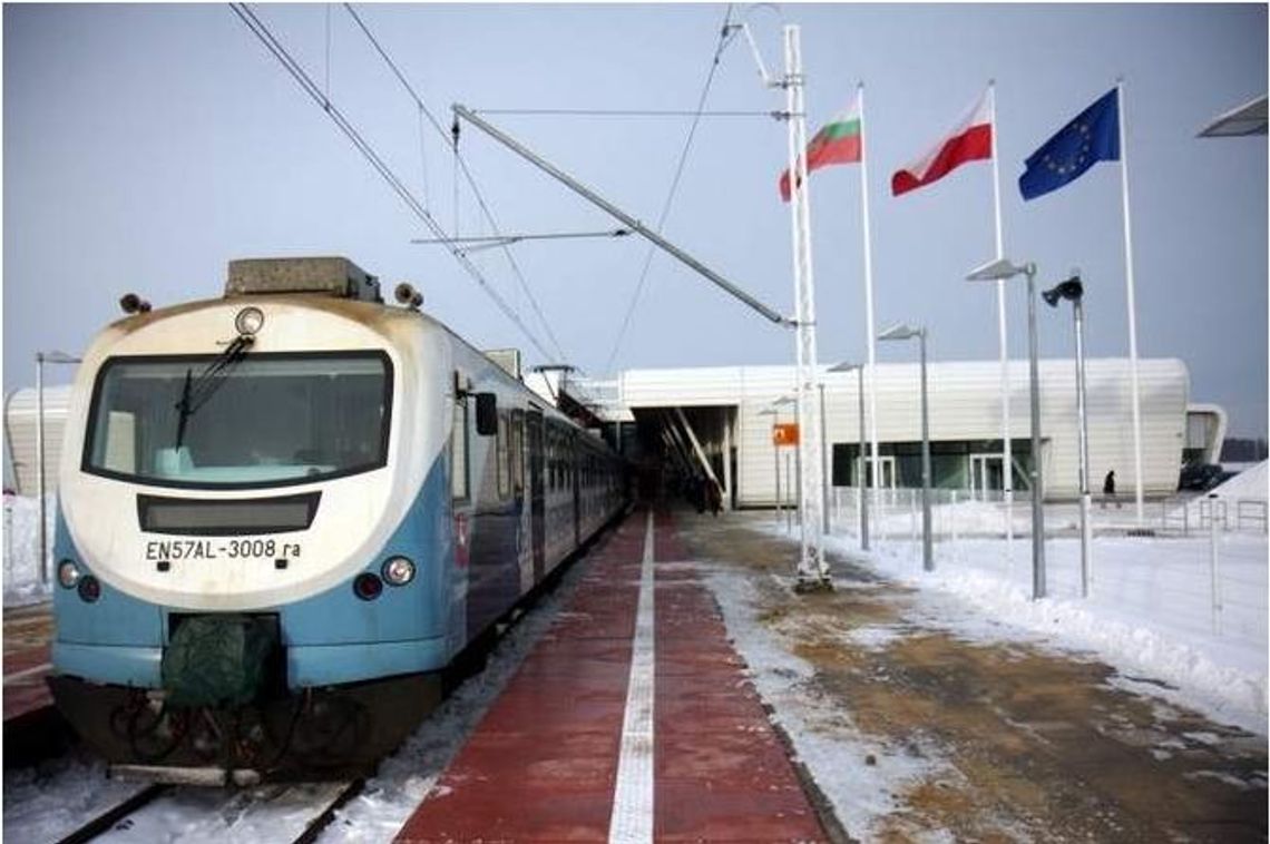 Pierwszy pociąg odjechał z Lublina na lotnisko (zdjęcia)
