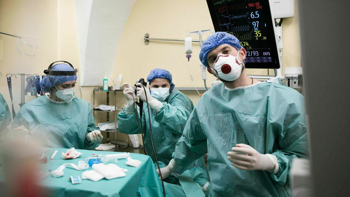 Pierwszy potwierdzony przypadek wariantu omikron w Lubelskiem. Kim jest chory?