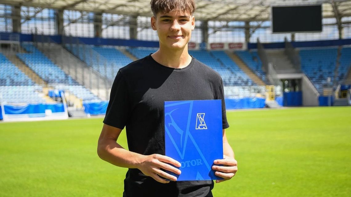 Pierwszy profesjonalny kontrakt dla wychowanka Motoru Pierwszy profesjonalny kontrakt dla wychowanka Motoru