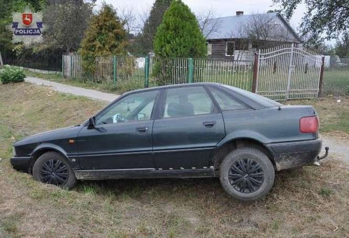 Pijana kobieta wjechała do rowu i zasnęła za kierownicą