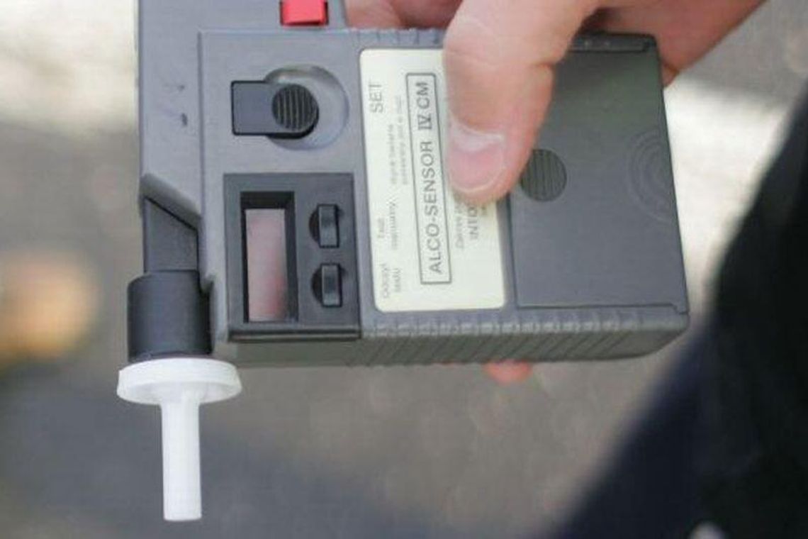 Pijane kobiety za kółkiem. 1,5 i 2 promile alkoholu