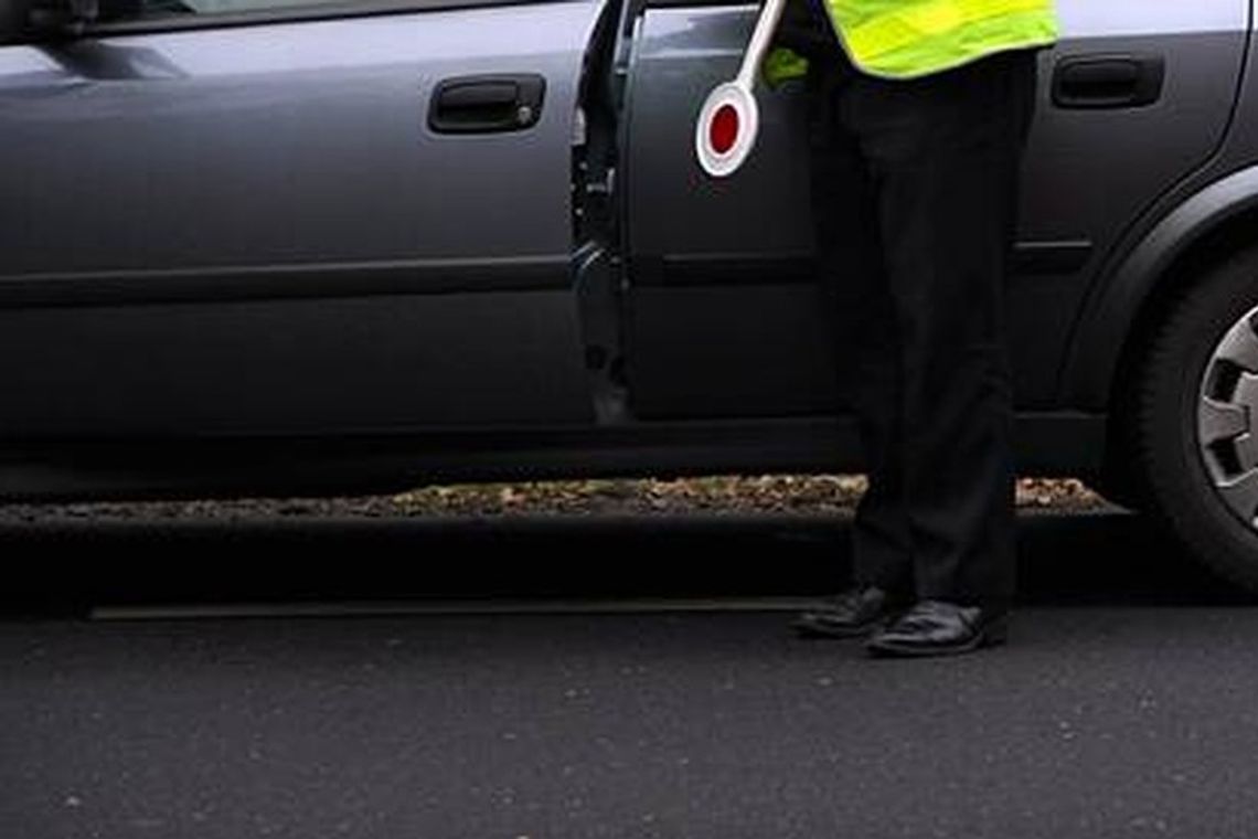 Pijani bracia rzucili się na policjantów 