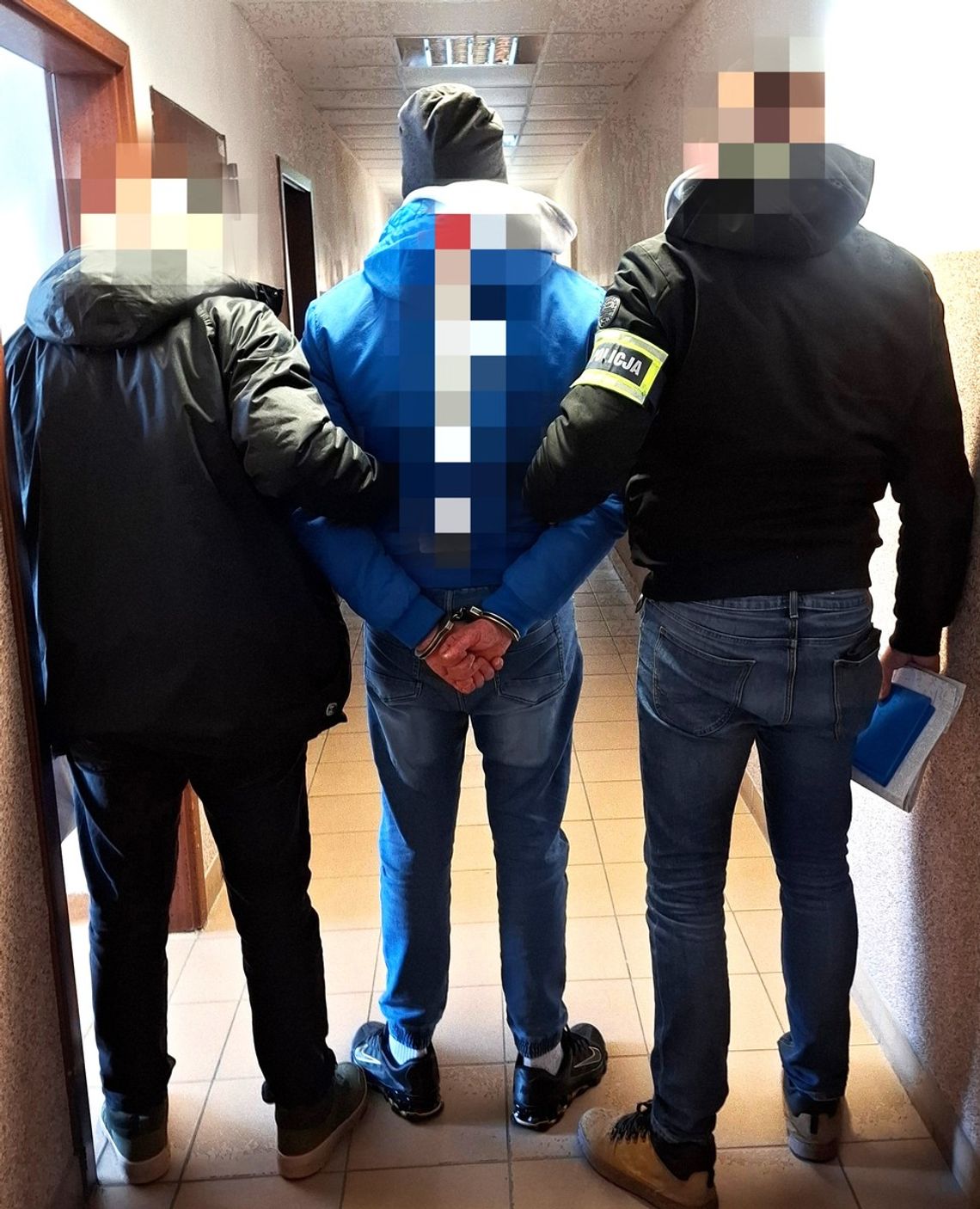 Pijany awanturnik z siekierą w dłoni groził śmiercią