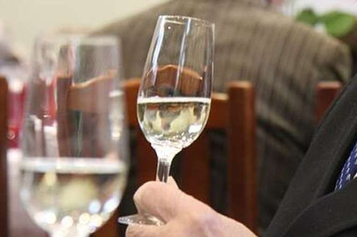 Pijany dyrektor na rozpoczęciu roku szkolnego. Jest na zwolnieniu