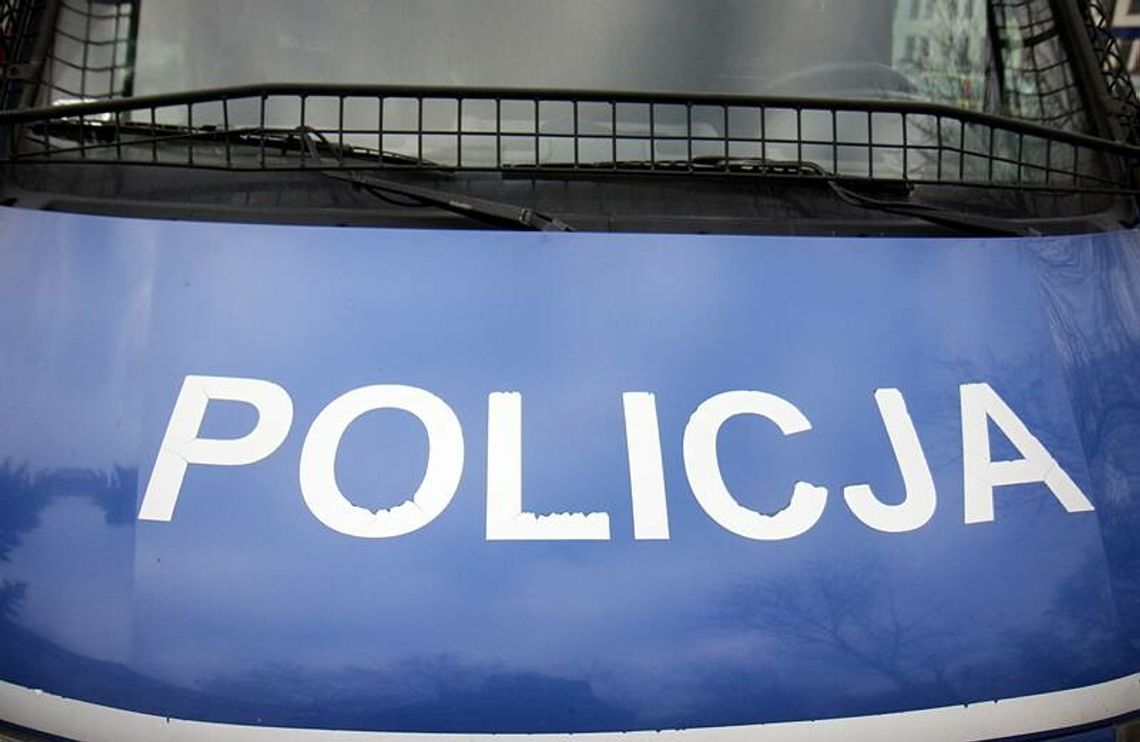 Pijany jechał na czołowe zderzenie z policjantem Pijany jechał na czołowe zderzenie z policjantem