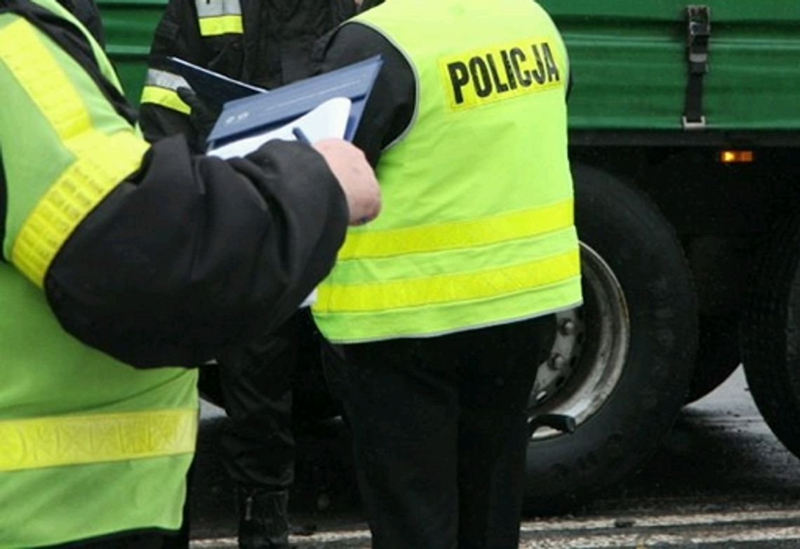 Pijany kierowca ciężarówki zablokował skrzyżowanie