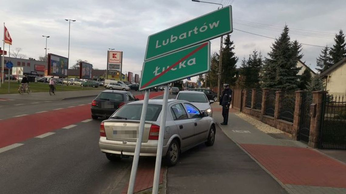 Pijany kierowca przekrzywił koniec Łucki i początek Lubartowa Pijany kierowca przekrzywił koniec Łucki i początek Lubartowa