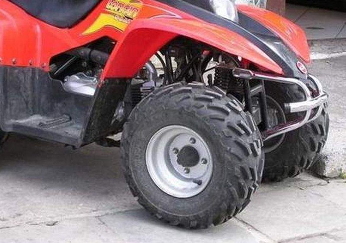 Pijany kierowca quada złapany przez strażaków Pijany kierowca quada złapany przez strażaków