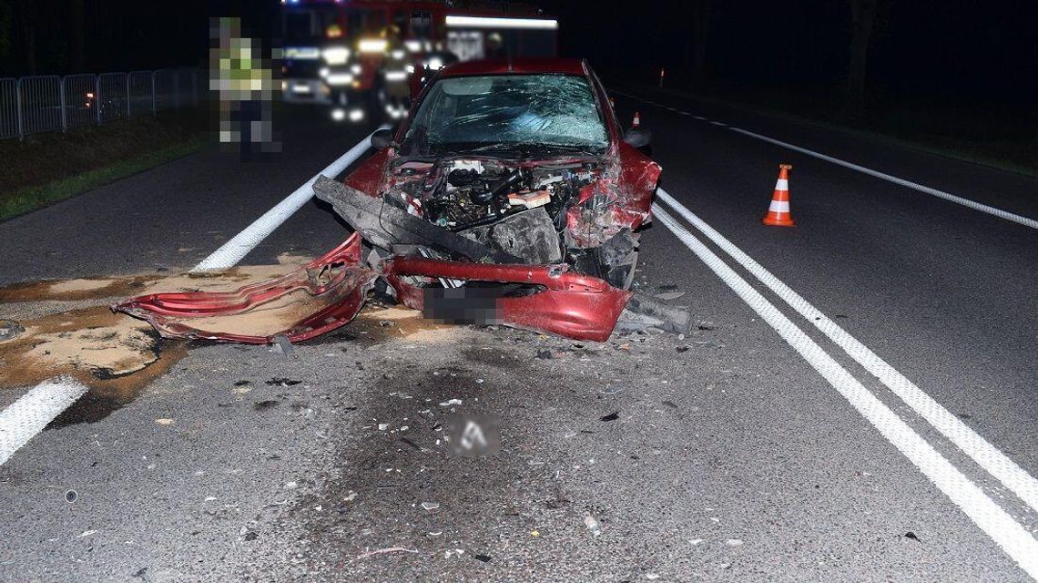 Pijany kierowca uciekł do lasu po kolizji. Wpadł dzięki strażakom z OSP Pijany kierowca uciekł do lasu po kolizji. Wpadł dzięki strażakom z OSP