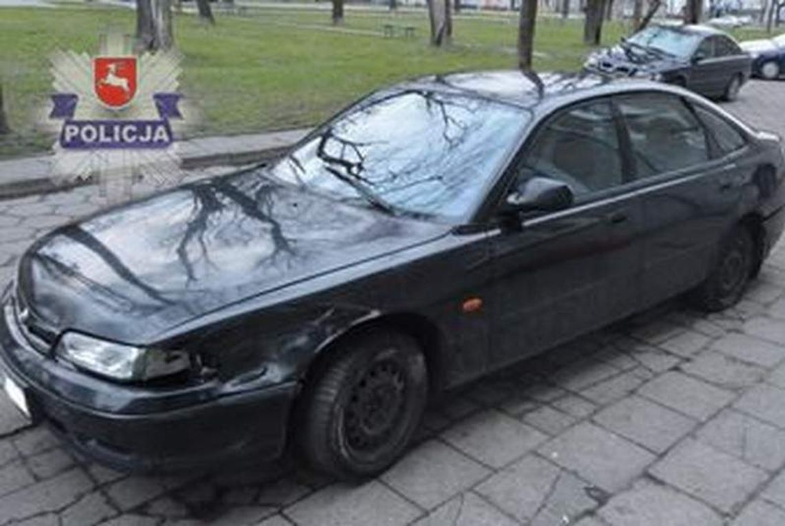 Pijany kierowca wjechał na chodnik i potrącił pieszego