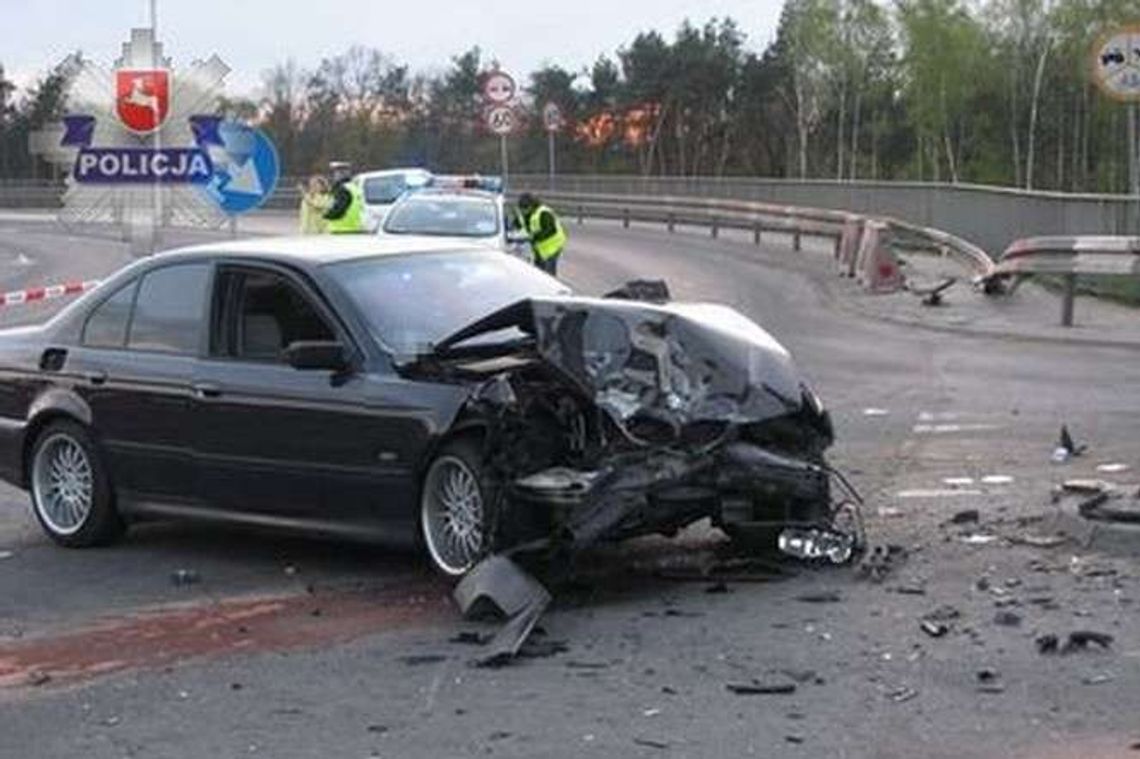 Pijany kierowca z zakazem sądowym spowodował wypadek