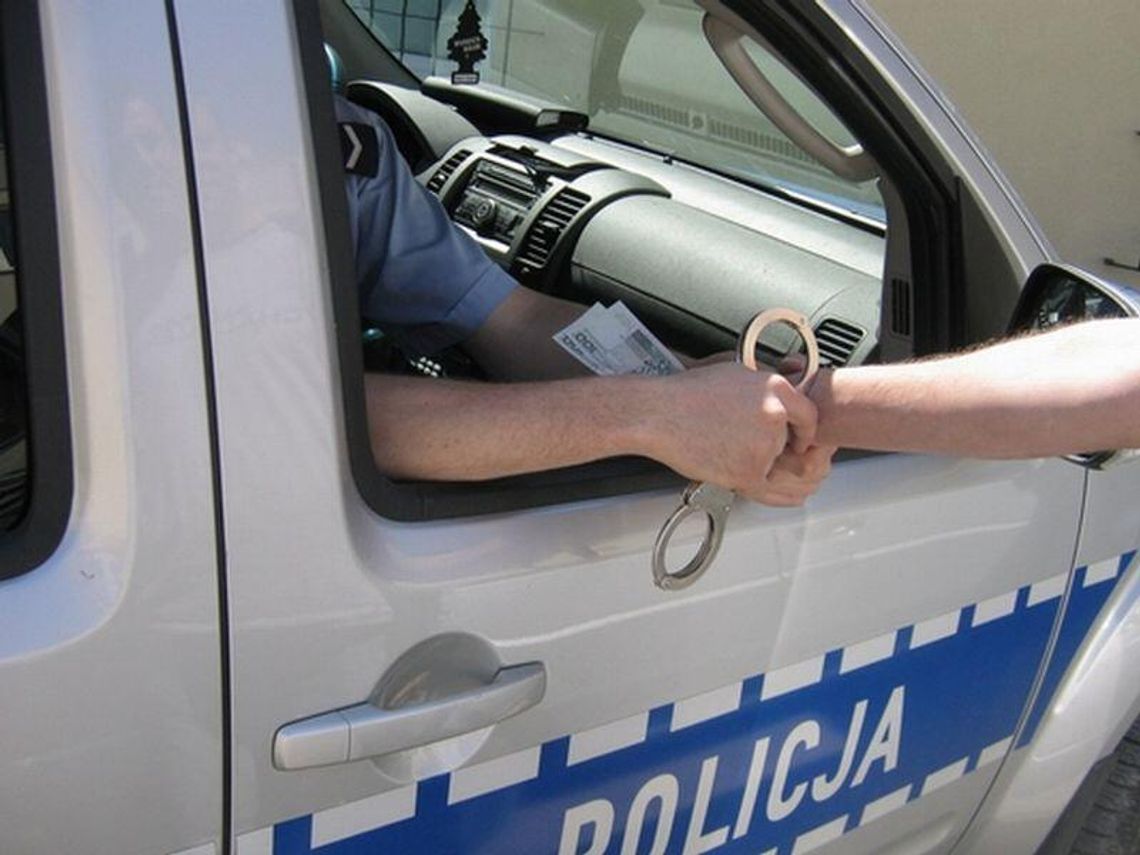 Pijany Ukrainiec chciał przekupić policjantów