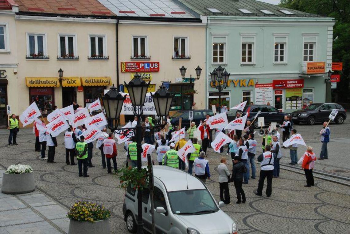 Pikieta związkowców \"Solidarności\" w Chełmie (zdjęcia)