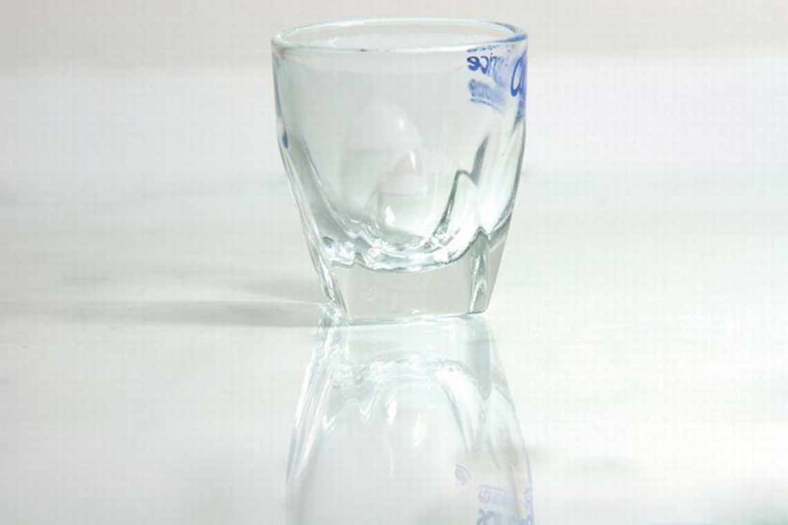 Pił z kolegą. Potem ukradł mu samochód i 20 tysięcy złotych