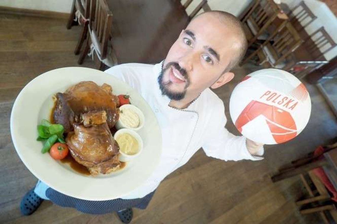 Piłka jest okrągła, a golonki są dwie. Przepisy na ulubione dania kibiców