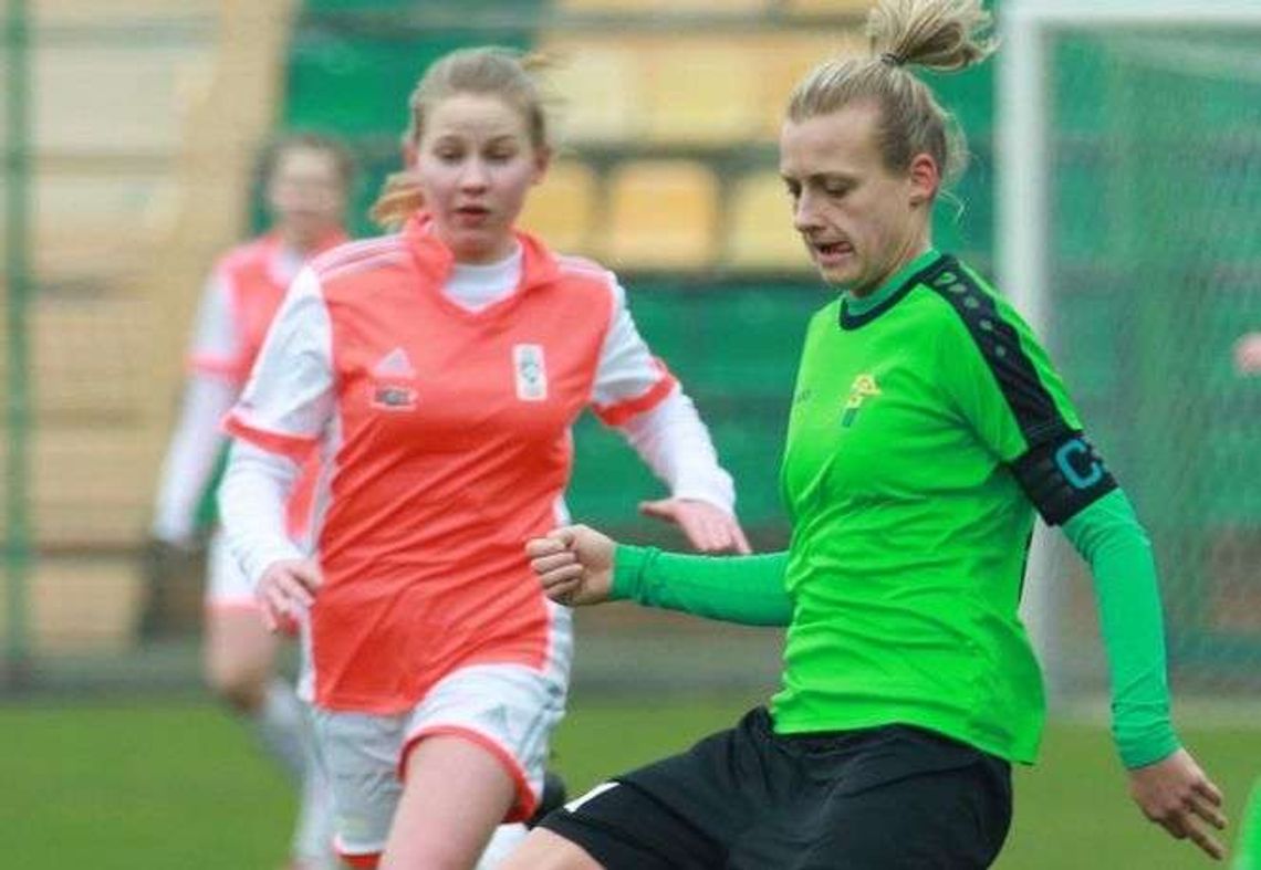 Piłkarki Górnika Łęczna idą jak burza. Cenna wygrana AZS PSW Biała Podlaska