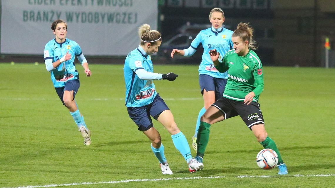 Piłkarki Górnika Łęczna zaczną nowy sezon od mistrza, skończą na Czarnych Piłkarki Górnika Łęczna zaczną nowy sezon od mistrza, skończą na Czarnych