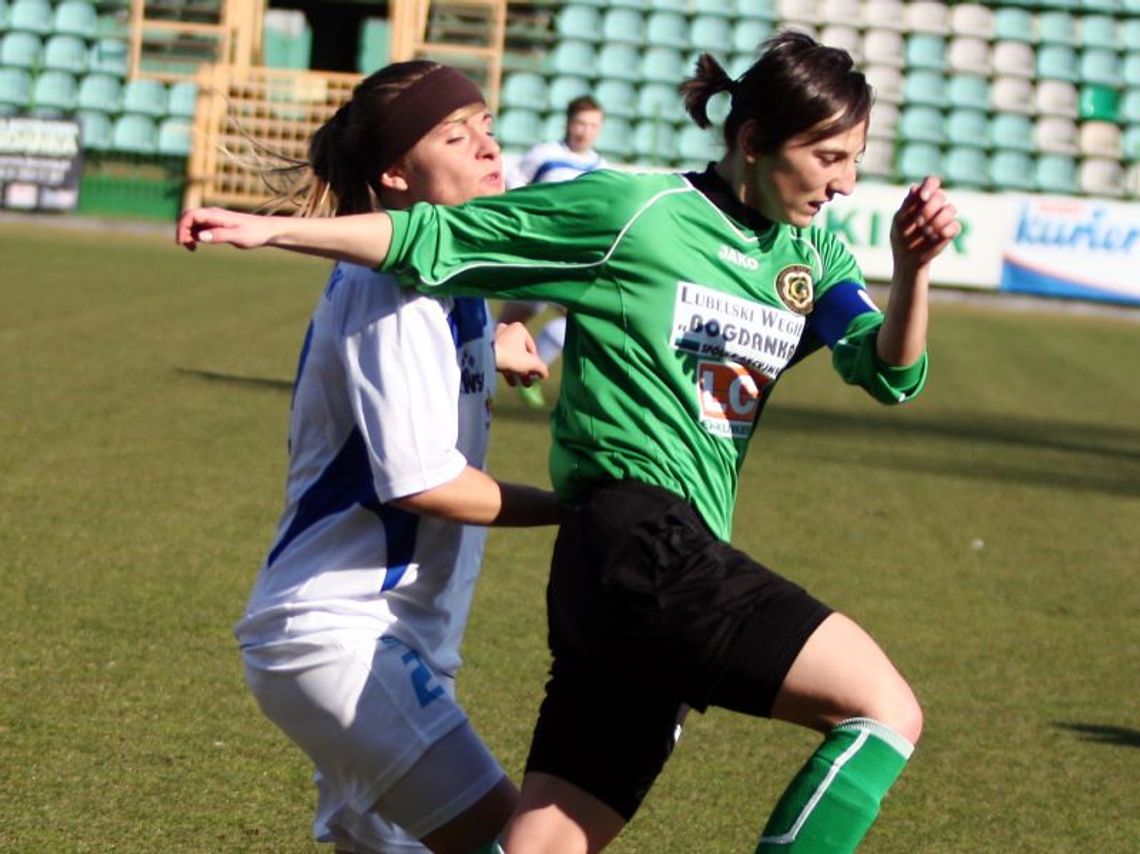 Piłkarki Górnika mają medal, AZS PSW utrzymanie