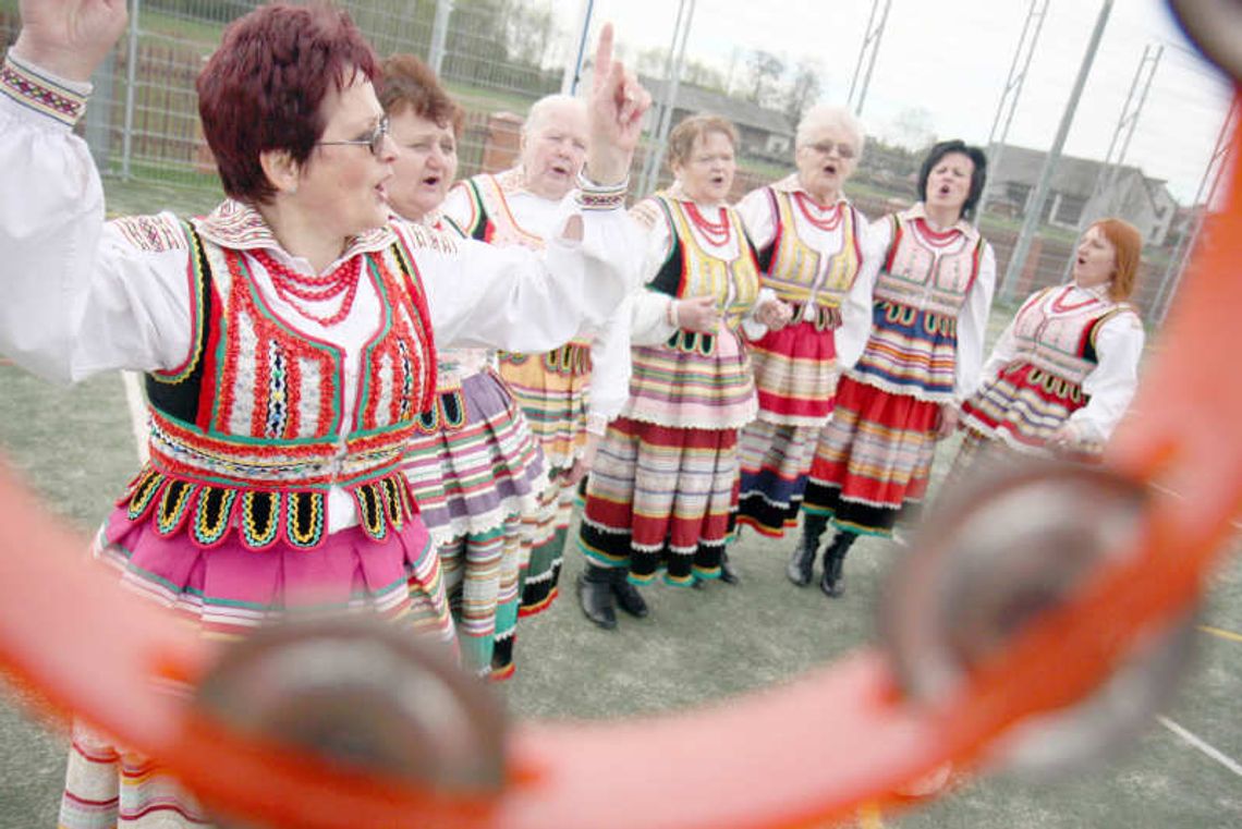 Piosenka zespołu Jarzębina z Kocudzy żyje już własnym życiem