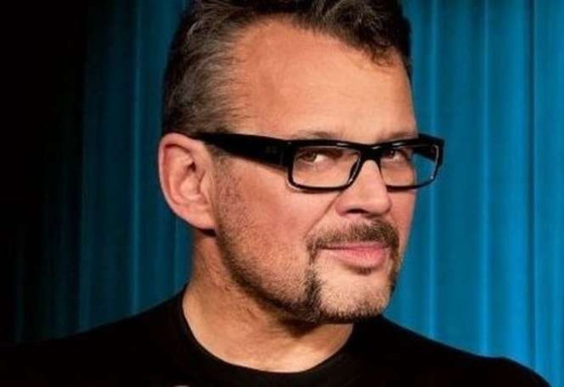 Piotr Bałtroczyk na scenie Filharmonii Lubelskiej