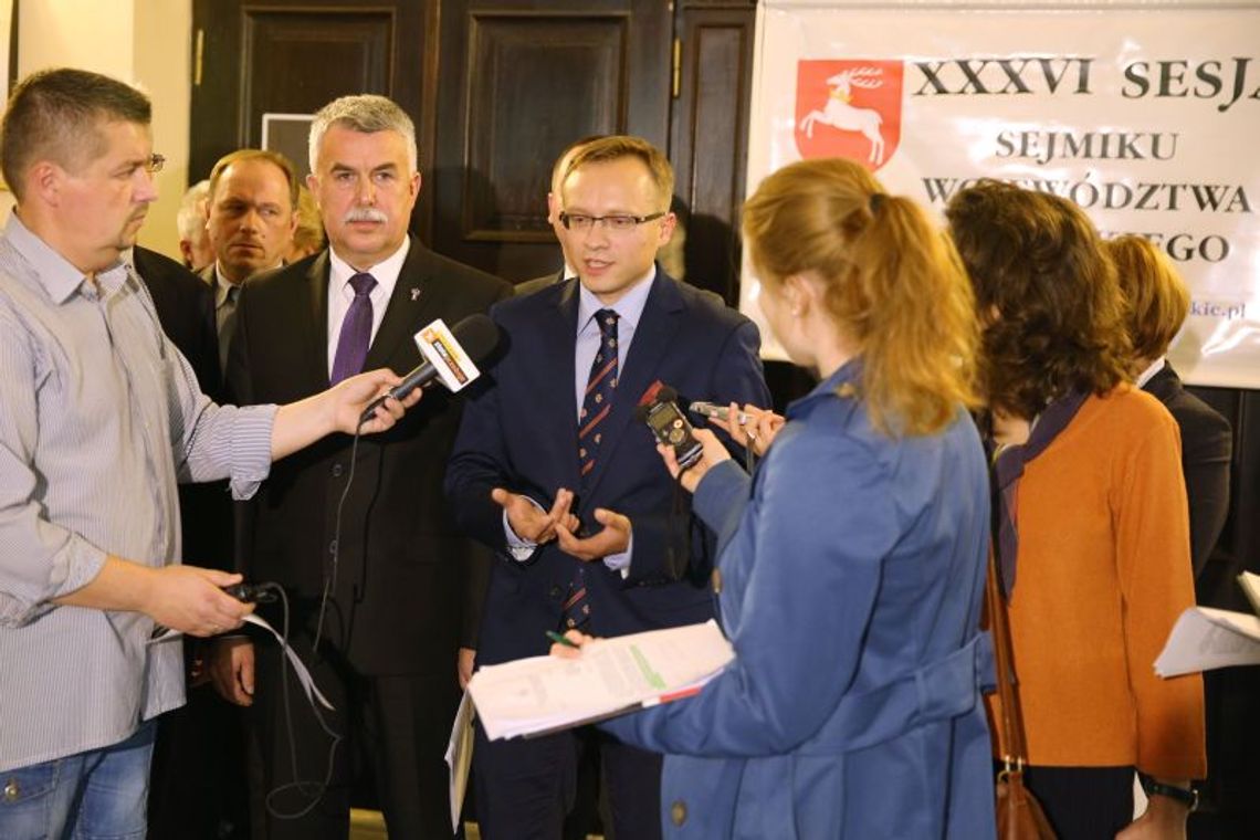 PiS kontratakuje: \"Marszałek Hetman postawił się w roli lokalnego Niesiołowskiego\"