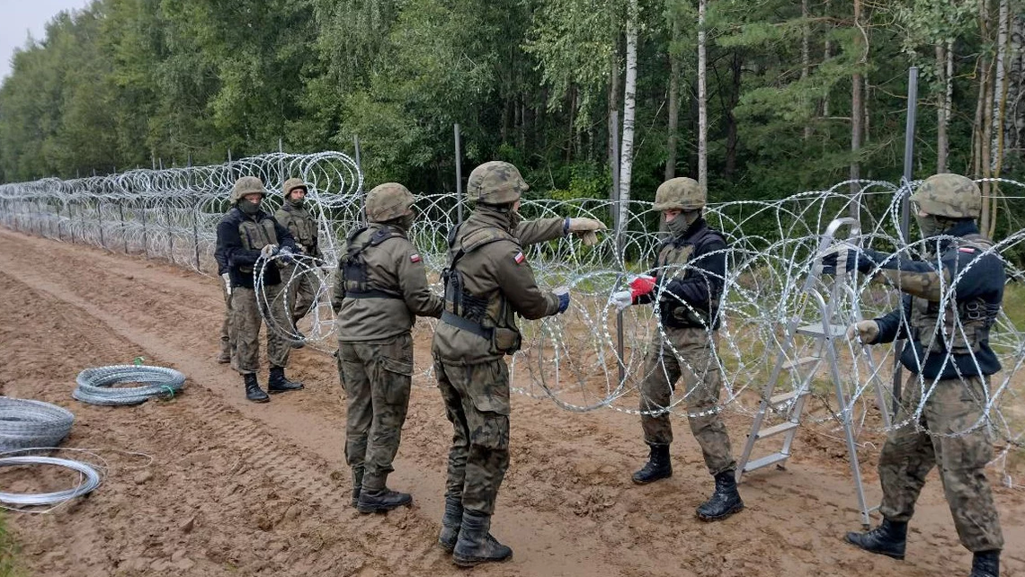 PiS mówi: mur na granicy. A ludzie boją się o zarobek